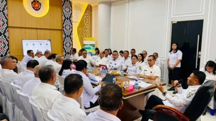 Perkuat Transparansi Publik, Pemkab Rote Ndao Wajibkan Setiap Perangkat Daerah Kelola Media Sosial